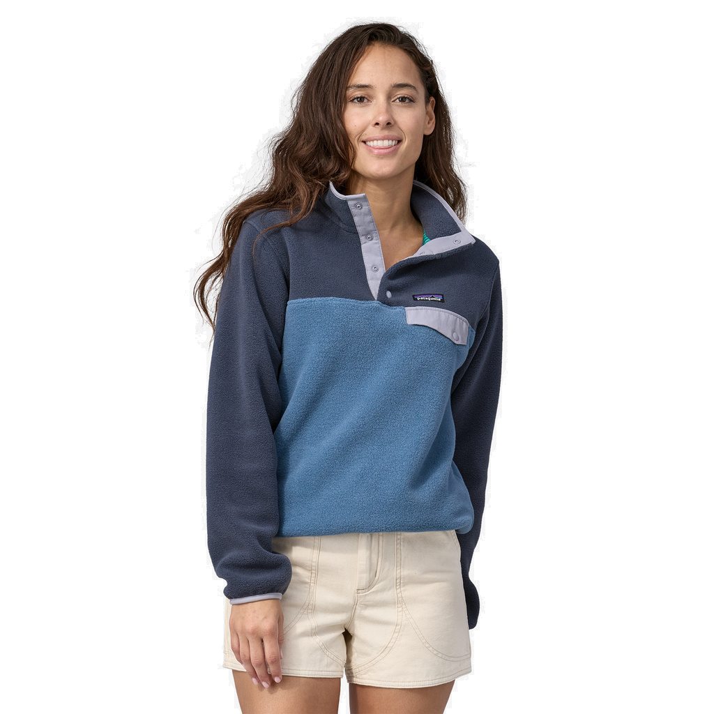 https://www.escapeoutdoors.com/cdn/shop/files/Patagonia-Womens-Lightweight-Synchilla-Snap-T-Pullover_2000x.png?v=1708222956