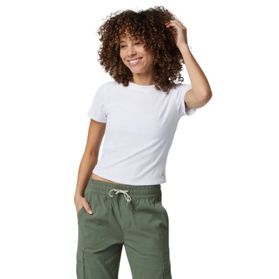 Vuori Women's Short Sleeve Pose Fitted Tee